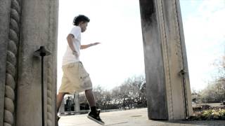 Skrillex Ft. Krewella - Breathe