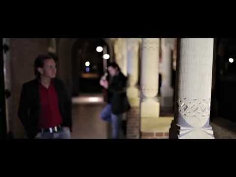 Donny van der Roest - De liefde heeft ons allebei (officiële videoclip)