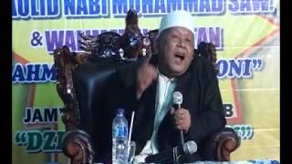 Download lagu KH. Abdullah Sattar Hajatan Roni Kasim Khitanan Ahmad Rofik Zahroni mp3