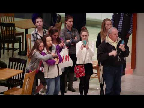 St. Olaf Christmas Festival Pop-Up Performance at Southdale Center