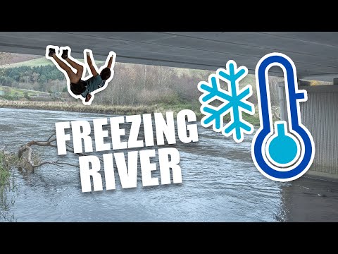 Crack Climbing in the cold over a FREEZING river 🥶 | Bridge Hand Crack Climb