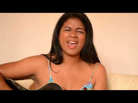 Desesperada Kelly Diaz