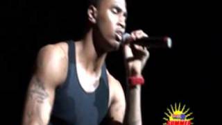 Power 98: Trey Songz performs "Missin' You" &amp; "Can't Help But Wait" at Summerfest 2009!