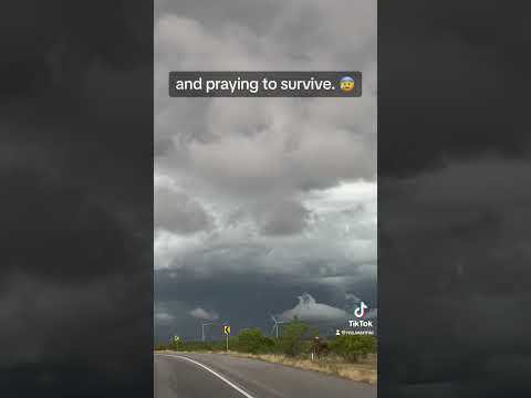 What is it like driving into a giant thunderstorm? How to survive a storm? #drivesafe #thunderstorm