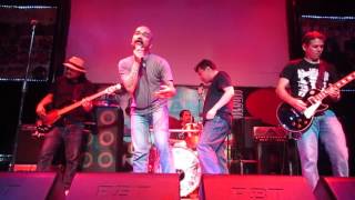 Razorback with Dong Abay - Banal na Aso