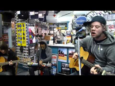 Johnny Foreigner - Salt, Peppa And Spinderella (HD) - Banquet Records - 10.01.13