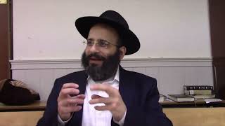 מה עושים עם קופת צדקה של מוסד שלא באו לקחתה? (הרב אלחנן משה נחמנסון) - התמונה מוצגת ישירות מתוך אתר האינטרנט יוטיוב. זכויות היוצרים בתמונה שייכות ליוצרה. קישור קרדיט למקור התוכן נמצא בתוך דף הסרטון