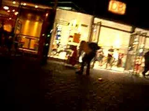 Flasche leer, Frau stellts her - part 2