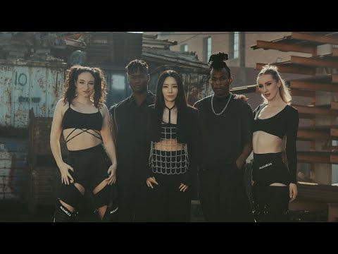 YULEE (유리) | 'EAST SUNRISE' PERFORMANCE