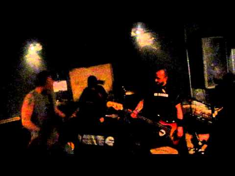 kingterror 01 - charleroi up in flames 03/12/11