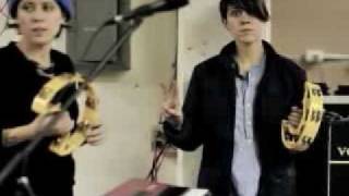 Tegan &amp; Sara-The Cure (LIVE NAPSTER SESSION)