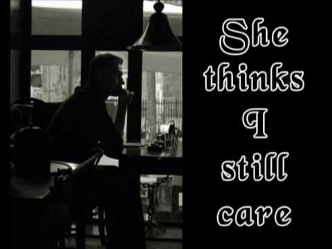 Videoclip de She Thinks I Still Care — James Taylor