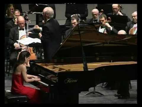 Nadia Weintraub, Pianist plays Grieg - Piano Concerto in A minor, Op.16 - Chapter 1 , Part 1
