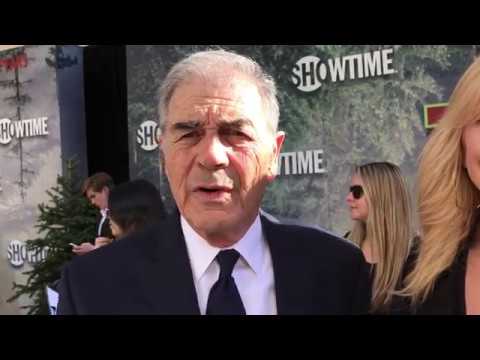 Robert Forster chats top secret 'Twin Peaks' limited series on premiere red carpet