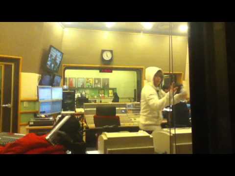 121206 ☆Sungmin☆ Super Junior Kiss The Radio