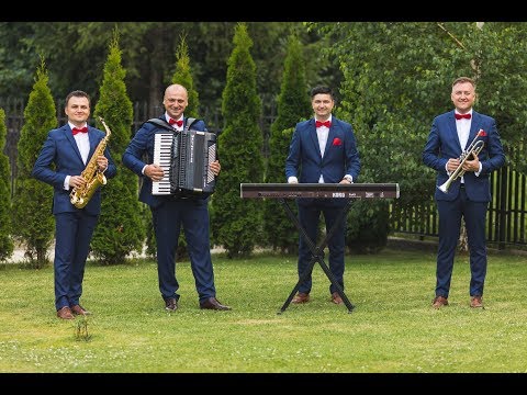 Formatia BELCANTO - I-auzi, de vale, hora cea mare! (N. Mâță) NEW 2017