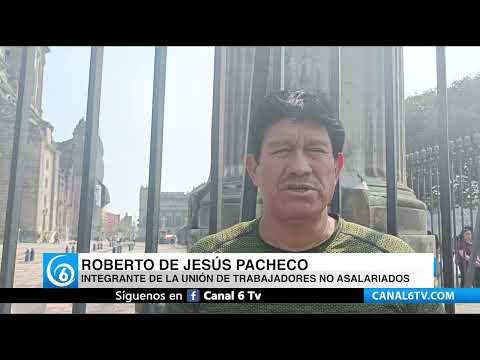 Video: El oficio de obtener trabajo, a un costado de la Catedral Metropolitana de la CDMX