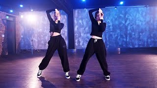 Download lagu [IRENE & SEULGI - Naughty] dance practice mirrored mp3