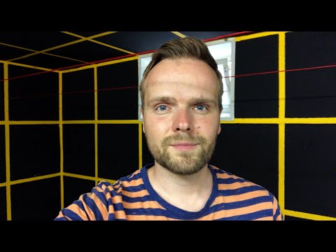 Ein Keller als Star-Trek-Museum: Backstage auf dem Raumschiff Eberswalde