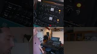 Video thumbnail for Vacuvox U23m : le compresseur préféré de tes ingés mastering préférés by Boring Vic
