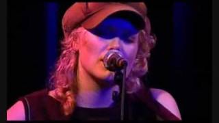 Ane Brun - Drowning In Those Eyes - Live