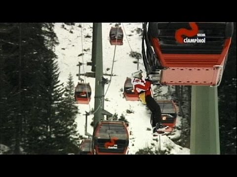 Tutti in salvo gli sciatori bloccati sulla funivia in Val Gardena