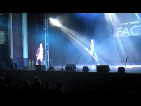 Tom Richards at the V Factor