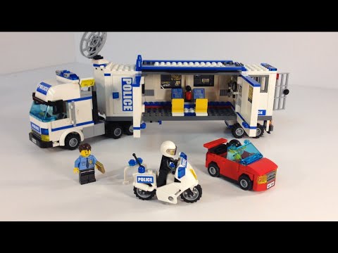 LEGO CITY 7288 Mobile Police Unit from 2011 Surveillance Truck