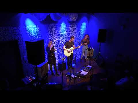 Kříž - David Stypka - Chladová - Mimrová - Tomeček (Cover)