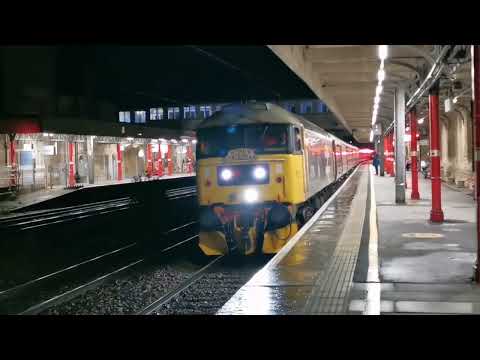 47593 1z47 Edinburgh - Stafford Christmas Statesman, 23rd November 2022