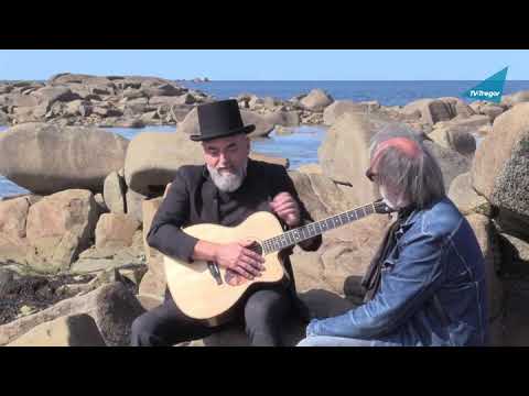 Jean-Charles Guichen et sa guitare