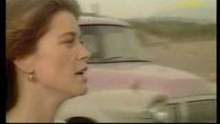 Elle Est Toute Seule - Duo avec Johnny Halliday