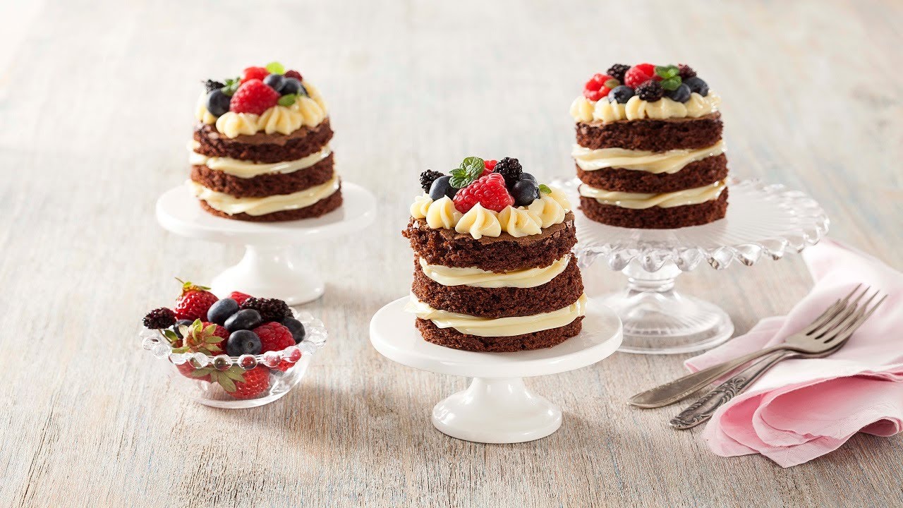 Como fazer um bolo simples virar um apetitoso naked cake