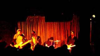 Margot and the Nuclear So and So&#39;s - Let&#39;s Paint Our Teeth Green