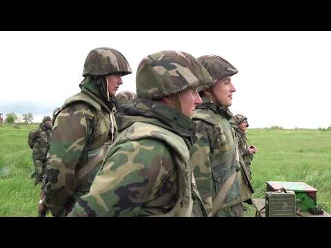 Studenții militari desfășoară trageri la Bulboaca