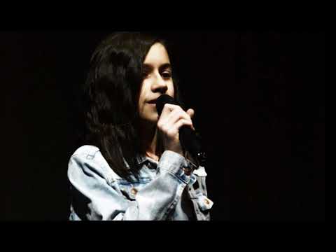 Supercalifragilisticexpialidocious - cover by Doina Racovita