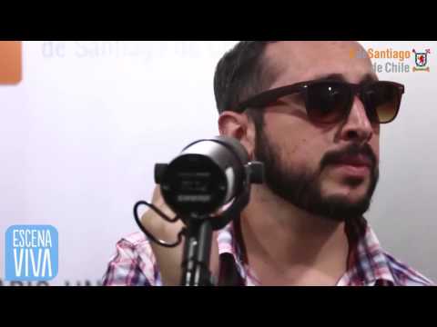 ESCENA VIVA ; Santo Barrio - Tony Manero