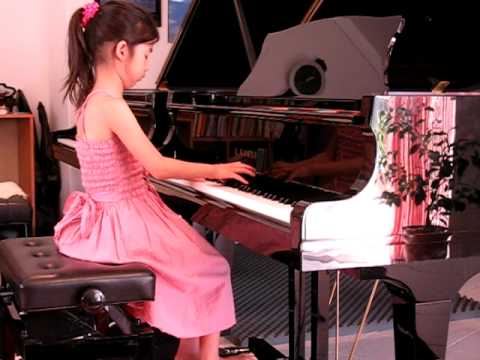 6yo pianist, The Little Shepherd, Debussy