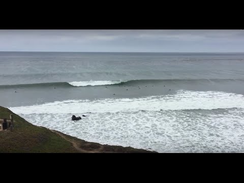 Lustige Wellen und Surfen im Zero/Nicholas Canyon
