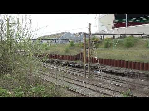 Freightliner 66587 'AS ONE WE CAN',DB 66019, Crewe Salop 14.04.22.