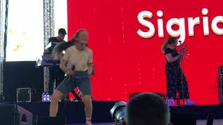 Sigrid - Schedules - Live at Coachella 2018 - Weekend 1