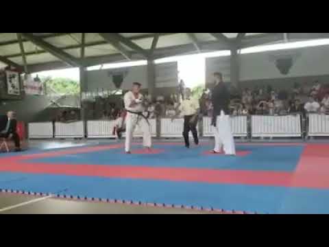 Kyokushin Karate with Head Punches (Shinken Shobu) - Exhibition Match