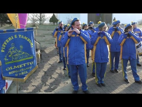 Pifferi e tamburi Olmetto al Carnevale Ivrea 2016