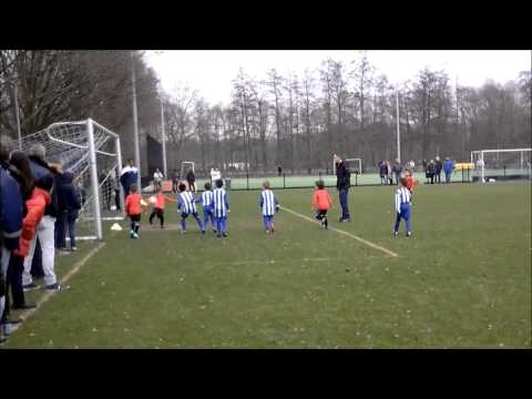 1e wedstrijd Mini's Excelsior'20 februari 2015