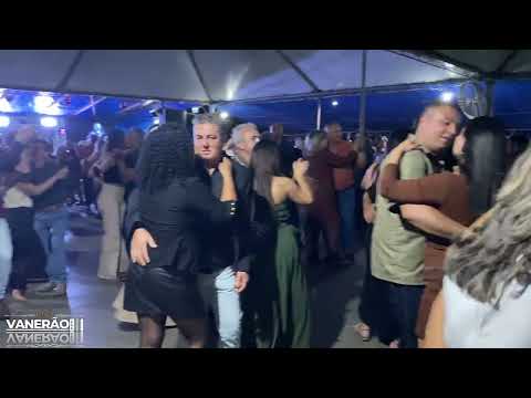 Inicio de baile no Caipirão em Peabiru PR