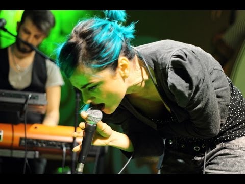 Ketty Passa & Toxic Tuna - UN ATTIMO SOLO Live @ Open Baladin (Cinzano)