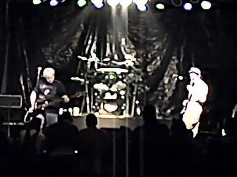 Beer Pressure  " MexiMosh / Give Me A Chance "  live 1990