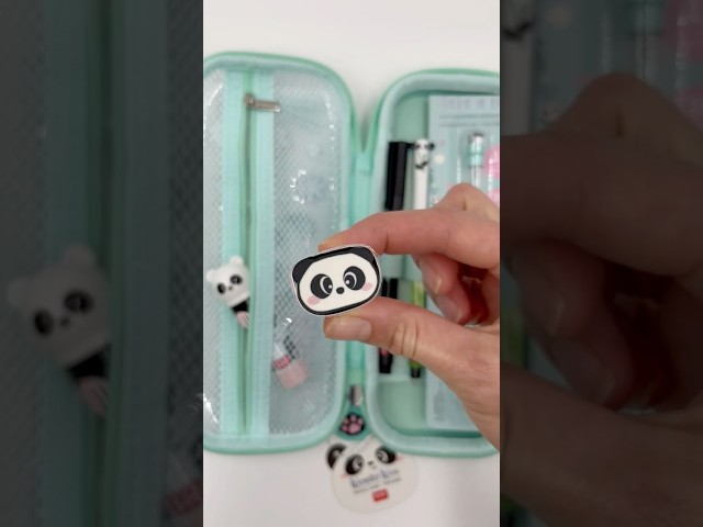 Vídeo relacionado con Legami - Sacapuntas con recipiente, Meow, 4,5 x 7 cm, de plástico, doble orificio para lápices estándar y jumbo, tapa plegable, depósito para virutas, espejo en la parte posterior