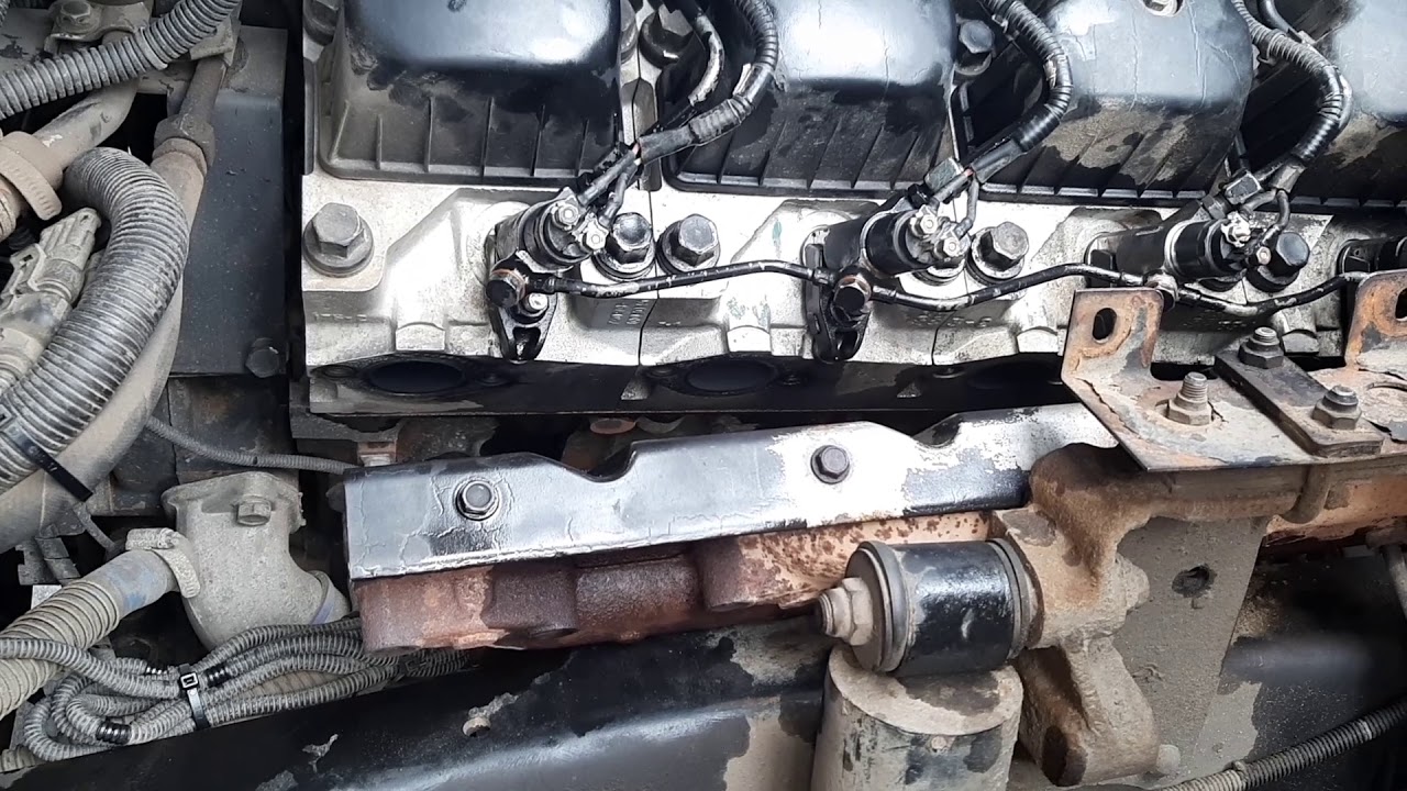 как снять форсунки на камазе. крепление форсунки камаз 740. как снять форсунки на камазе. снятие форсунок cummins 6isbe. форсунки камаз 53501 кольца.