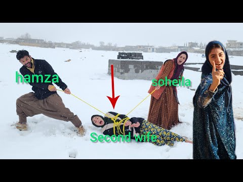 The harsh rural life and the life of bigamy in the village and the war between them